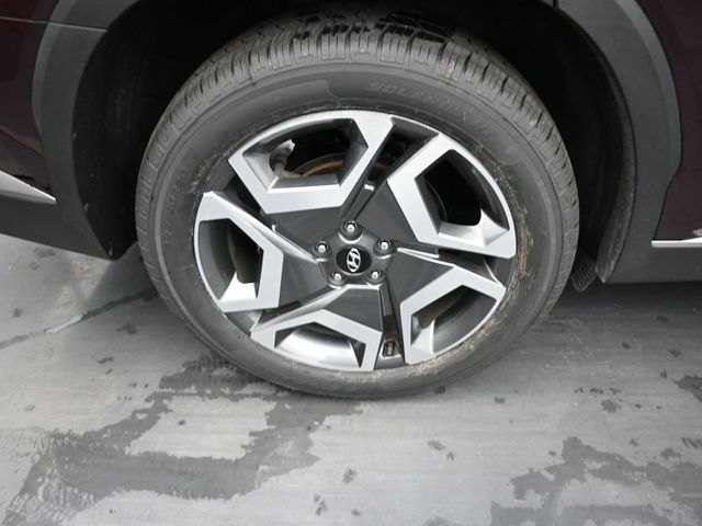 Vehicle image 51 of 70