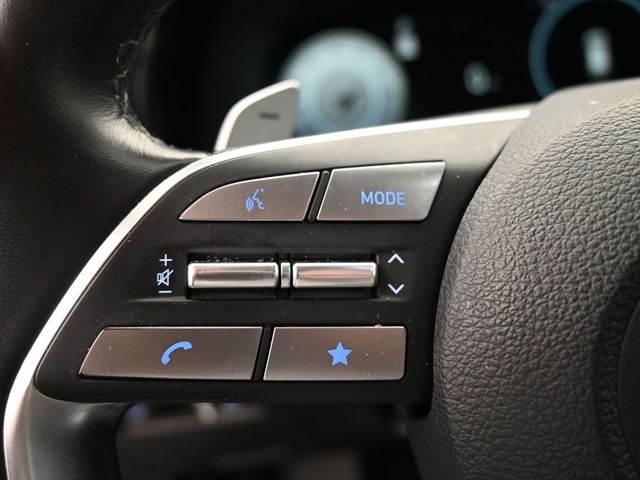Vehicle image 55 of 70