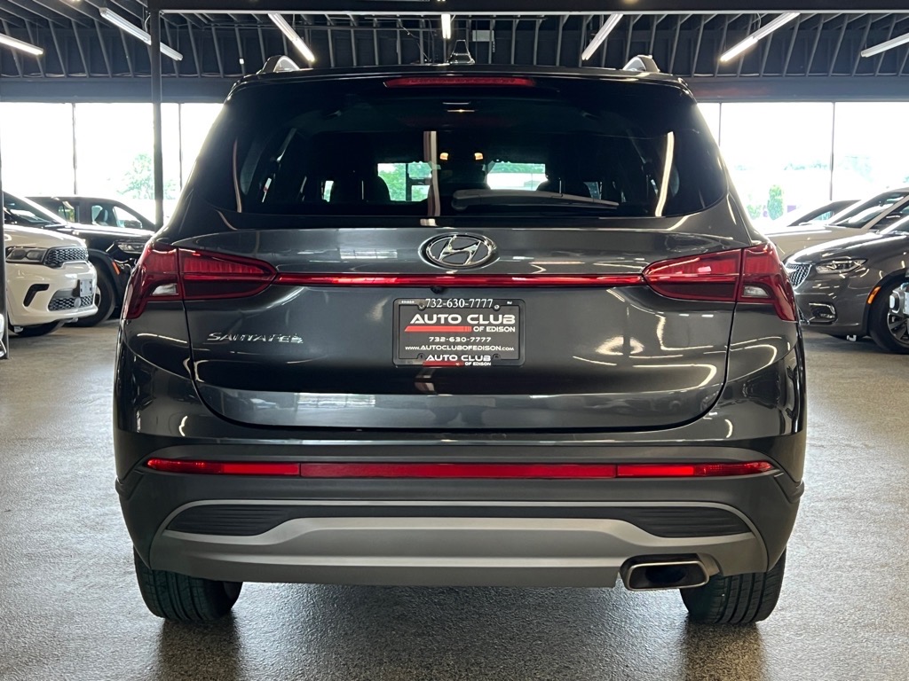 Vehicle image 4 of 27