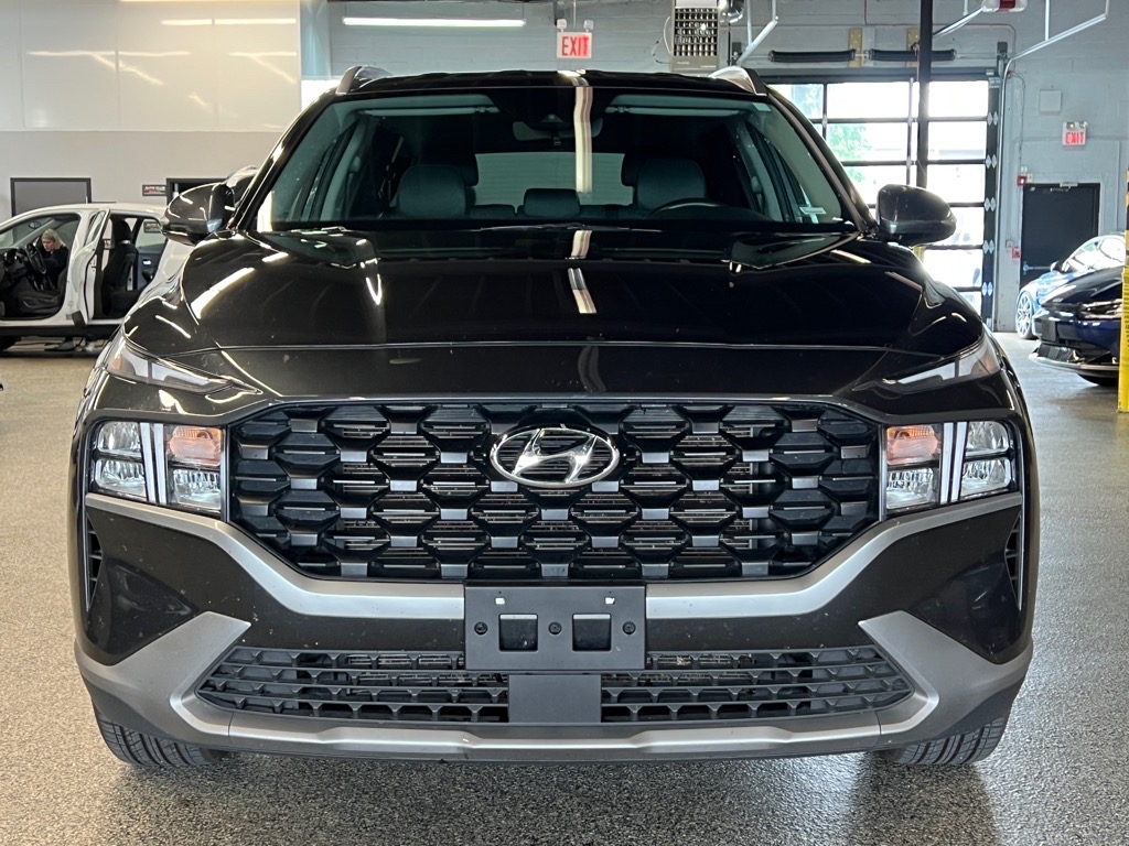 Vehicle image 2 of 27