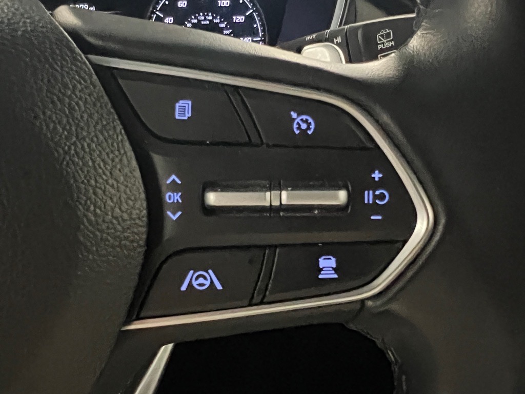 Vehicle image 10 of 27