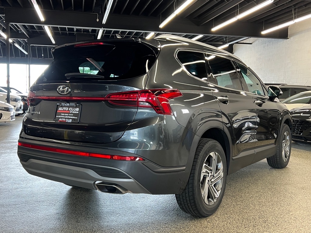 Vehicle image 3 of 27