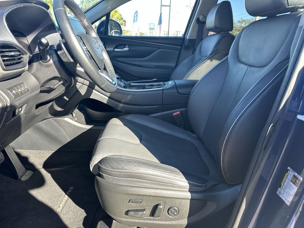 2023 Hyundai Santa Fe Limited Image 18 of 35