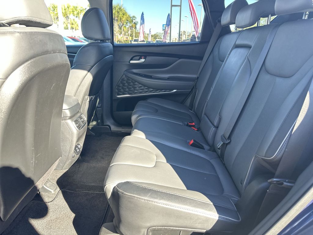 2023 Hyundai Santa Fe Limited Image 20 of 35
