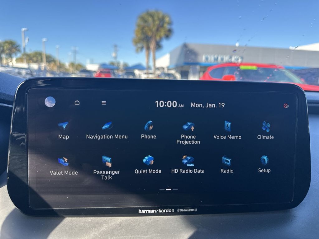 2023 Hyundai Santa Fe Limited Image 25 of 35