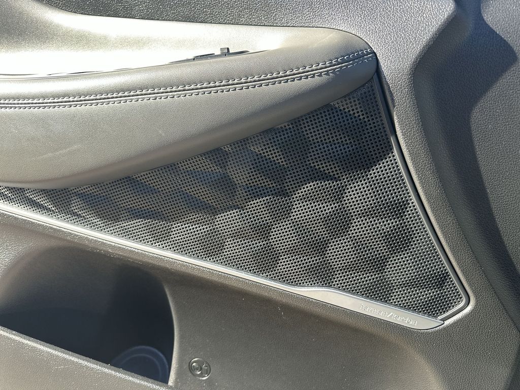 2023 Hyundai Santa Fe Limited Image 30 of 35