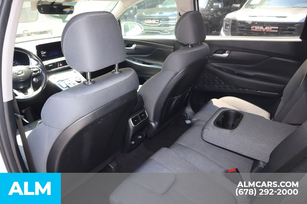 Vehicle image 14 of 41