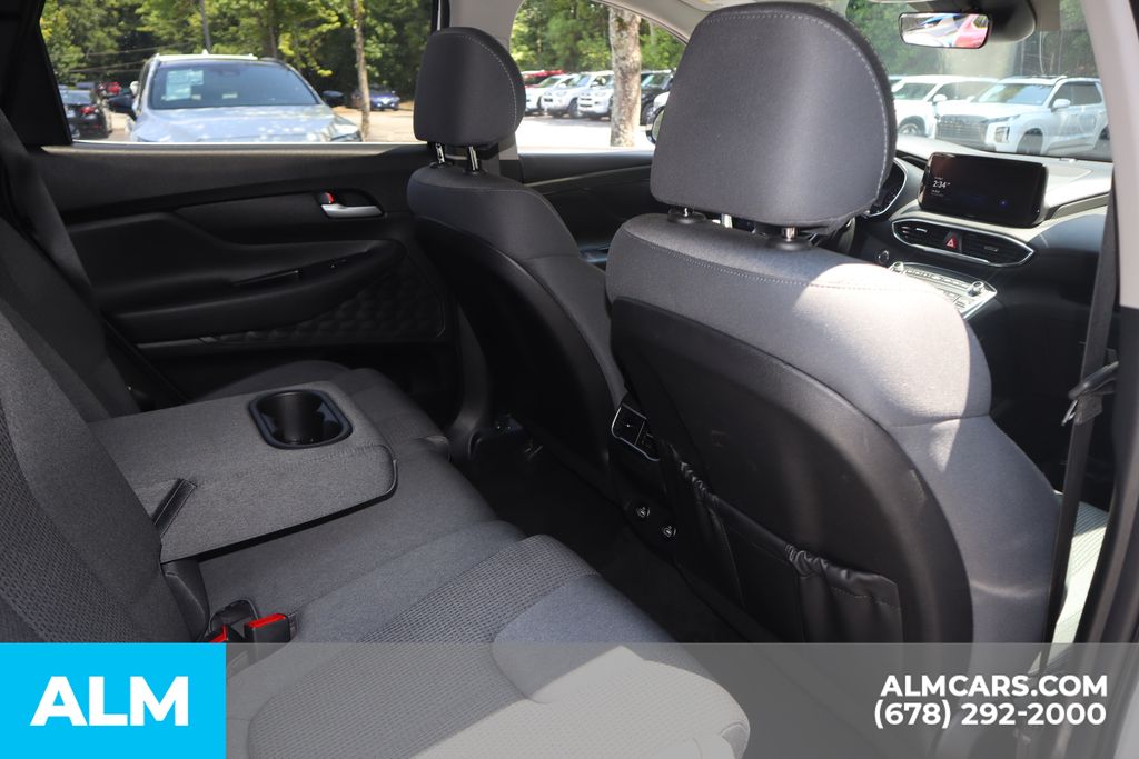 Vehicle image 13 of 41