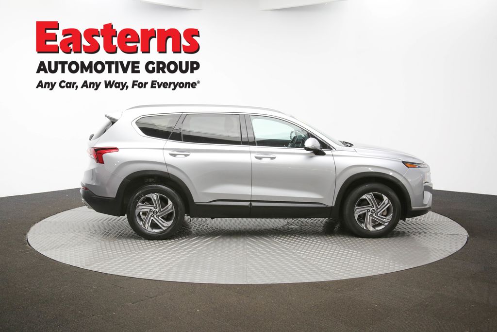 Vehicle image 17 of 61