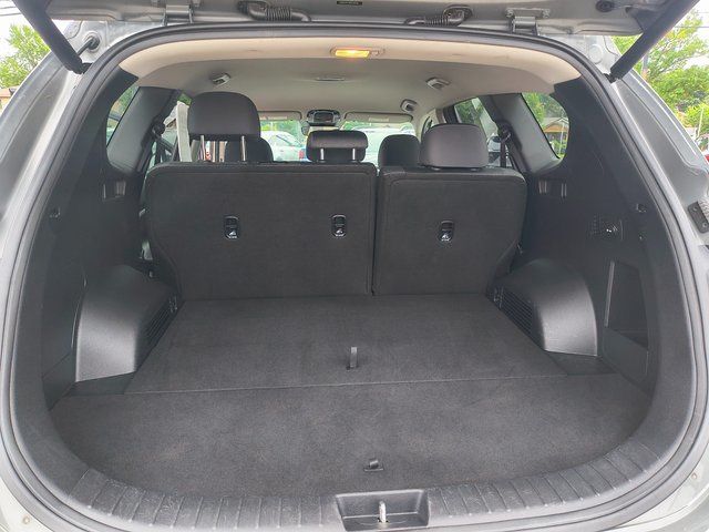 2023 Hyundai Santa Fe SEL Image 13 of 38