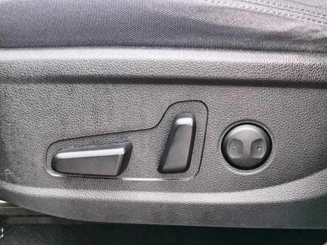 2023 Hyundai Santa Fe SEL Image 26 of 38