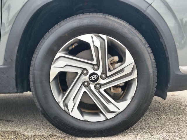 2023 Hyundai Santa Fe SEL Image 12 of 38