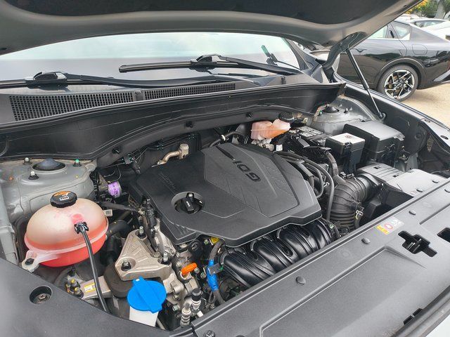 2023 Hyundai Santa Fe SEL Image 10 of 38