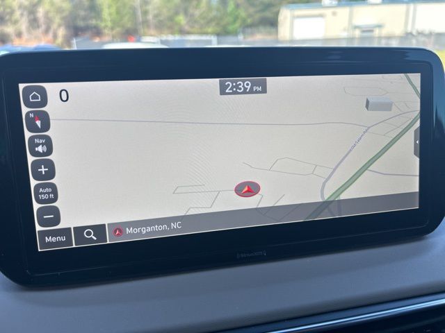 Vehicle image 18 of 34