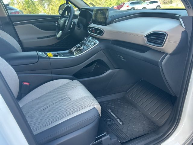 Vehicle image 33 of 34