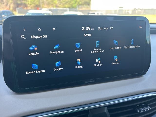 Vehicle image 19 of 34