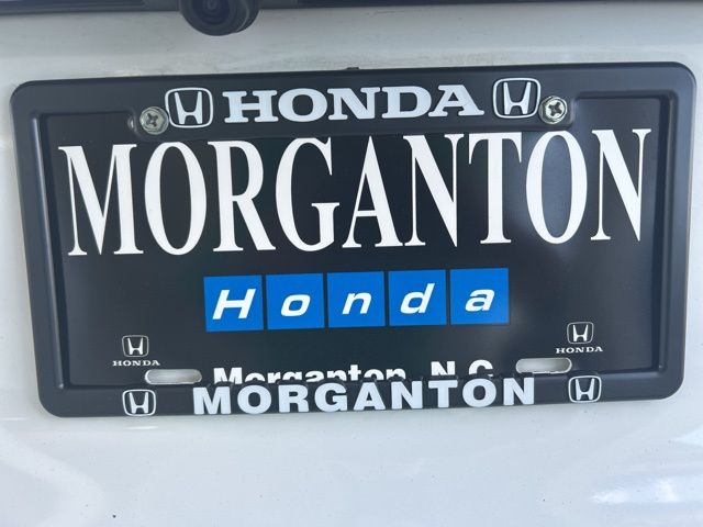 Vehicle image 27 of 34