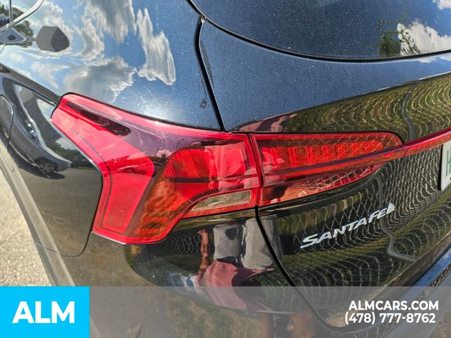 Vehicle image 23 of 25