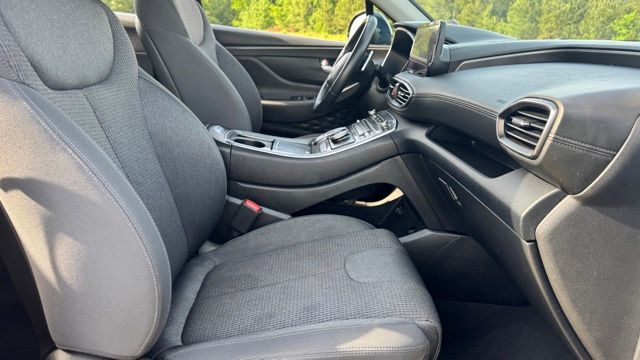 Vehicle image 18 of 32