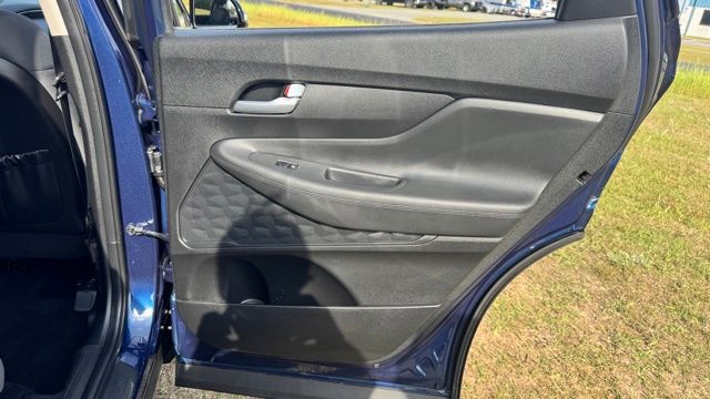 Vehicle image 31 of 32
