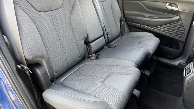 Vehicle image 15 of 32