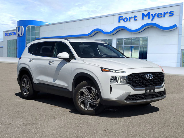 Vehicle image 4 of 32