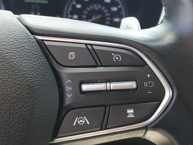 Vehicle image 28 of 32