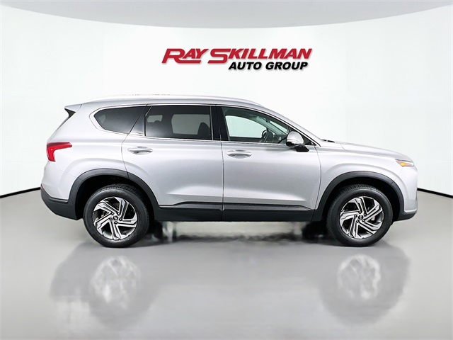 Vehicle image 4 of 36