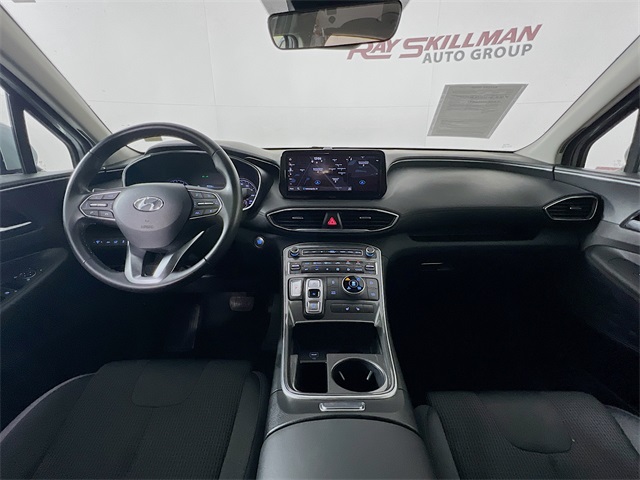 Vehicle image 23 of 36