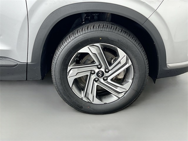 Vehicle image 35 of 36