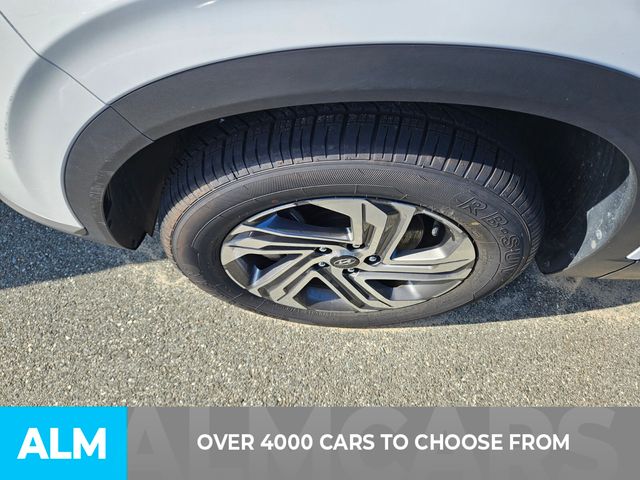 Vehicle image 6 of 25