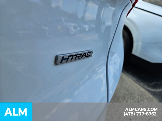 Vehicle image 13 of 25