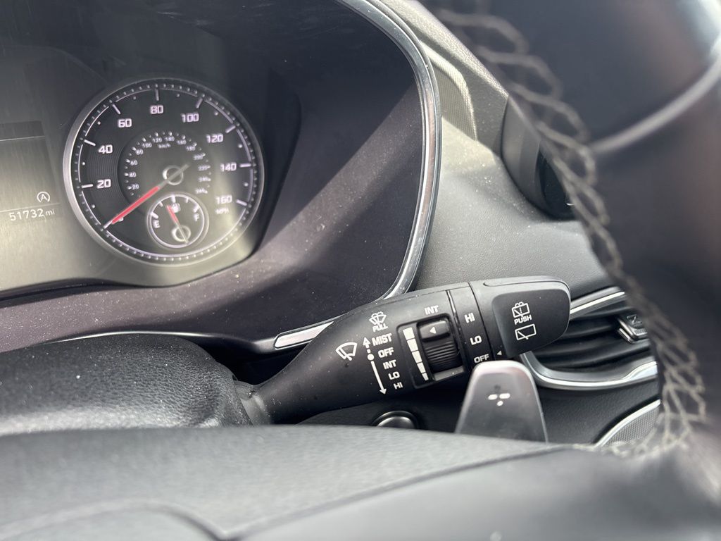 Vehicle image 12 of 19
