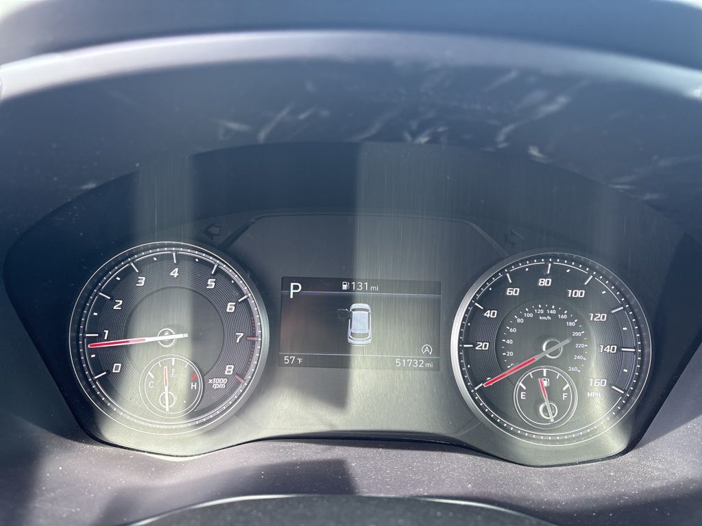 Vehicle image 10 of 19