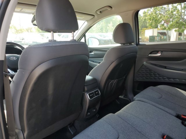 Vehicle image 19 of 33