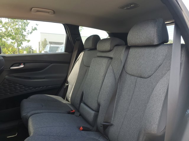 Vehicle image 18 of 33
