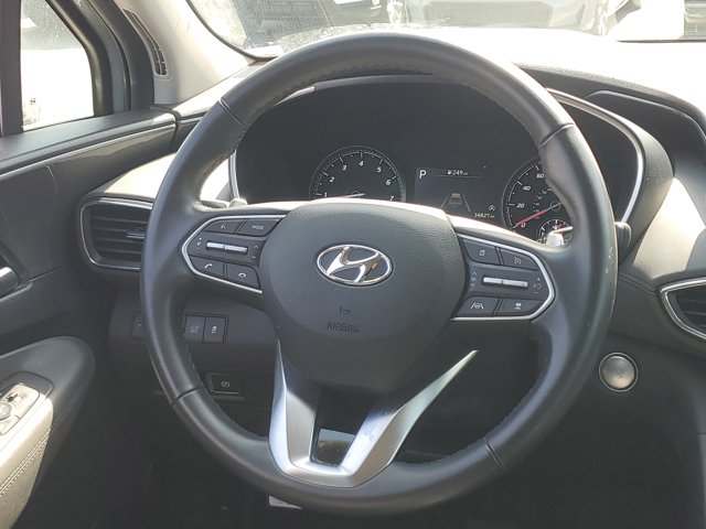 Vehicle image 22 of 33
