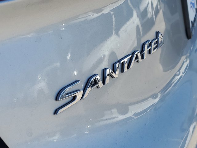 Vehicle image 12 of 33
