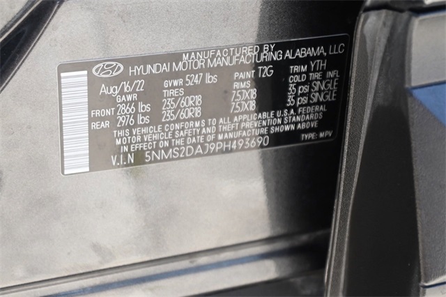 Vehicle image 26 of 29