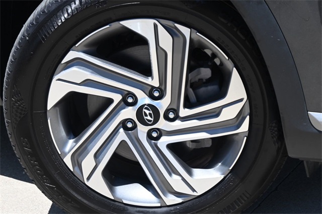 Vehicle image 7 of 29
