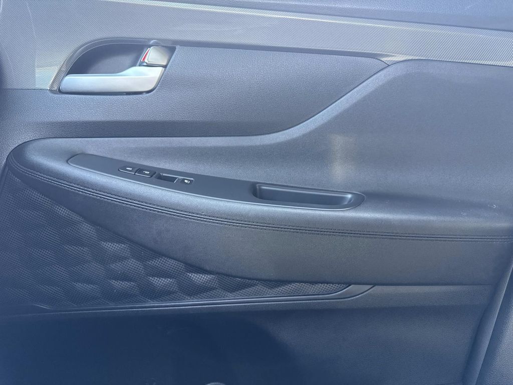 2023 Hyundai Santa Fe SEL Image 27 of 34