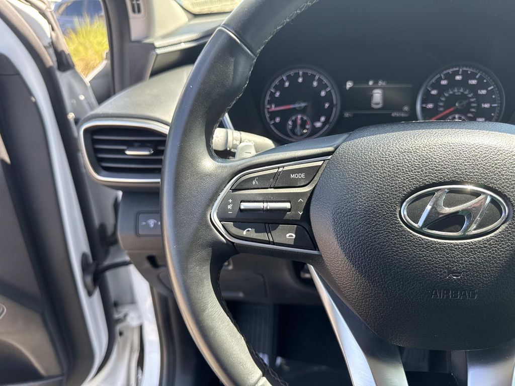 2023 Hyundai Santa Fe SEL Image 16 of 34