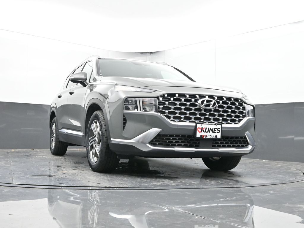 Vehicle image 32 of 52