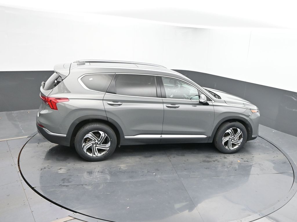 Vehicle image 13 of 52