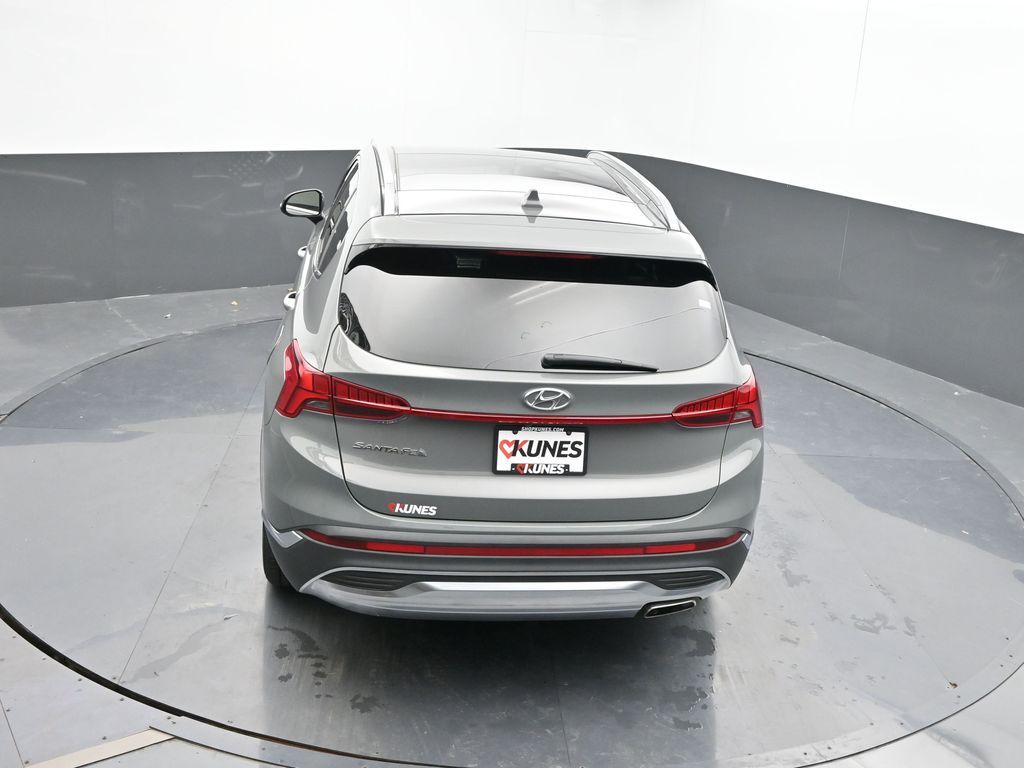 Vehicle image 23 of 52