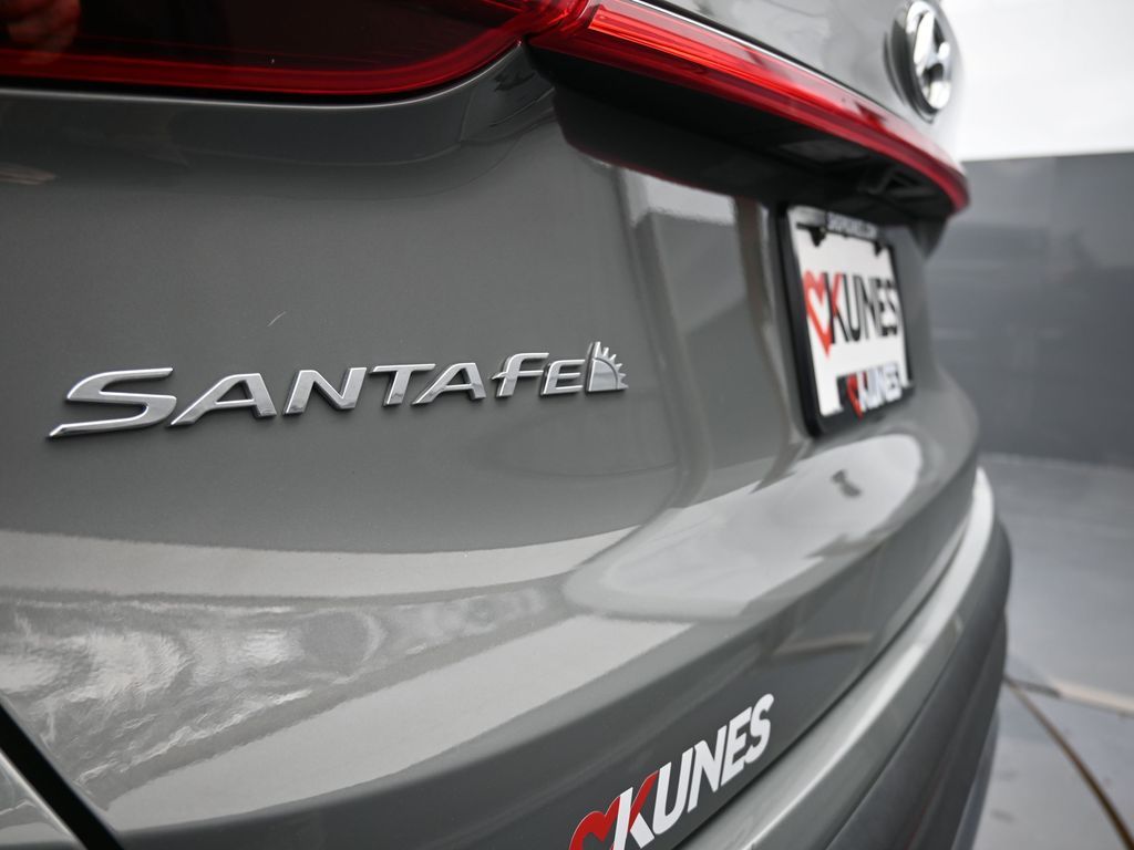 Vehicle image 48 of 52