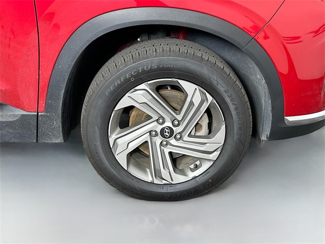 Vehicle image 41 of 44