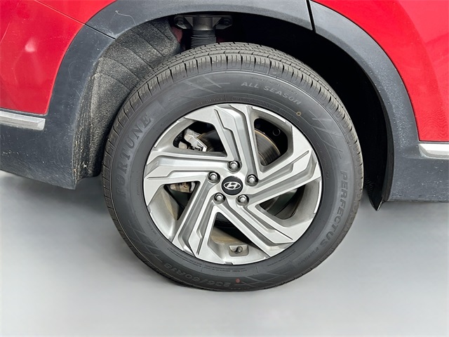 Vehicle image 40 of 44