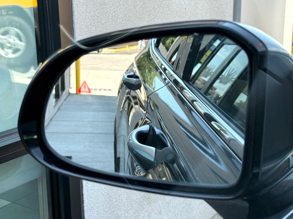Vehicle image 42 of 48