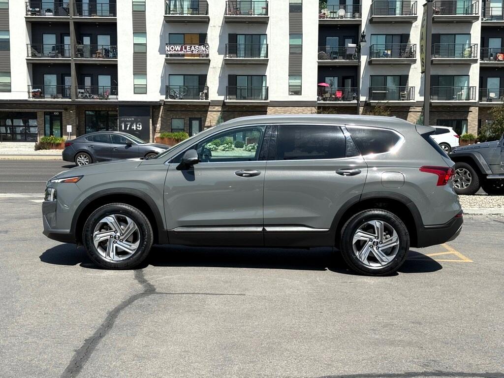 Vehicle image 7 of 48